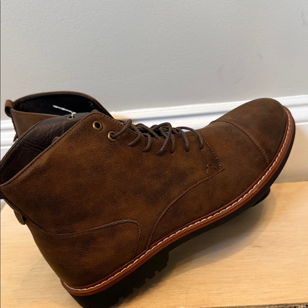 Nine West Men's Rich Brown Lace-Up Boots